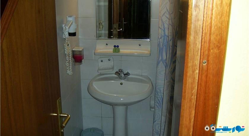 سرویس بهداشتی اتاق های هتل